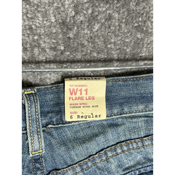 Express X2 Slim Fit W11 Flare Leg Jeans Womens Size 6 Blue Denim Patch Pocket - Picture 6 of 14